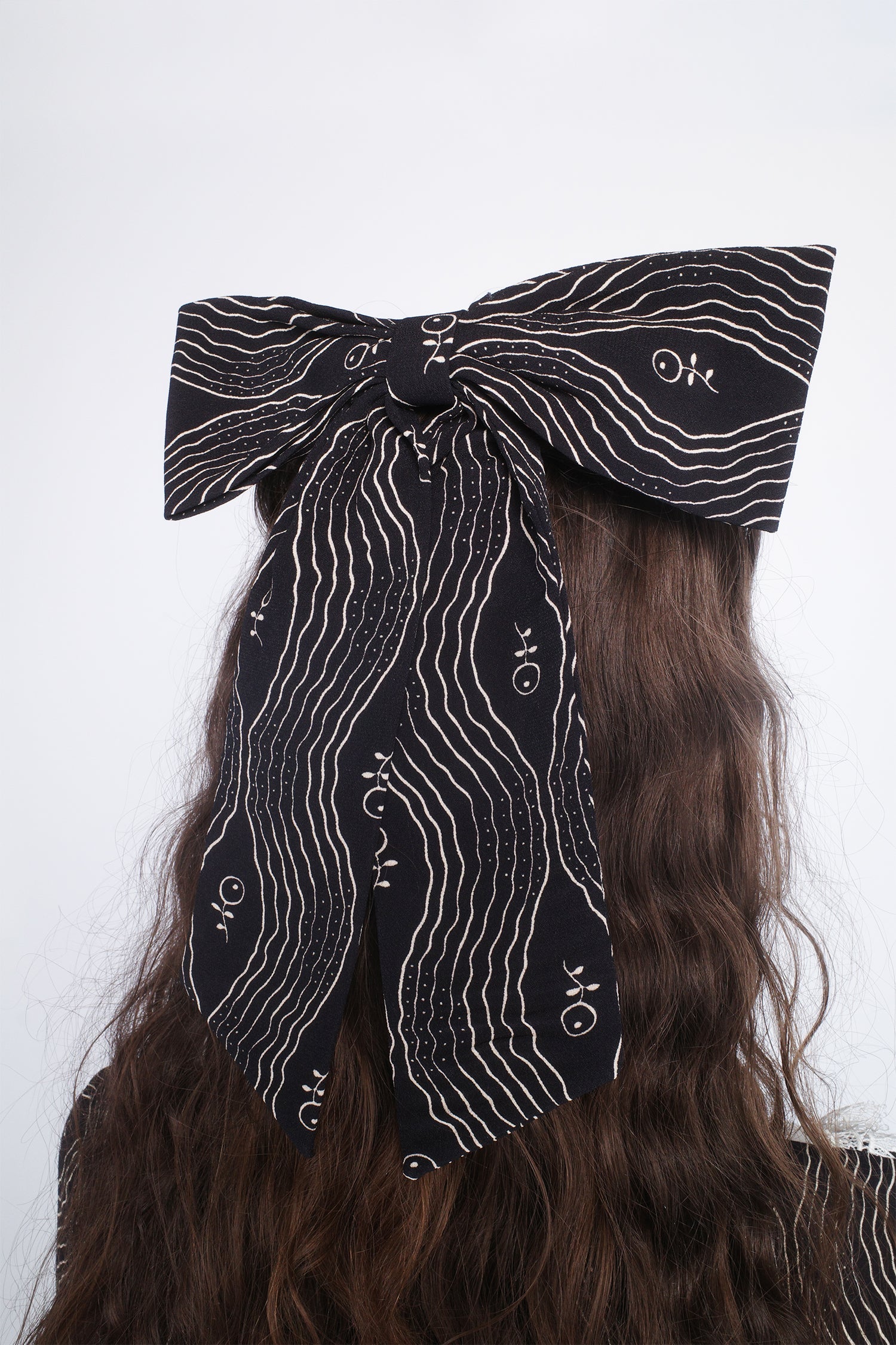 Anna Sui Berry Crepe Bow Hair Clip