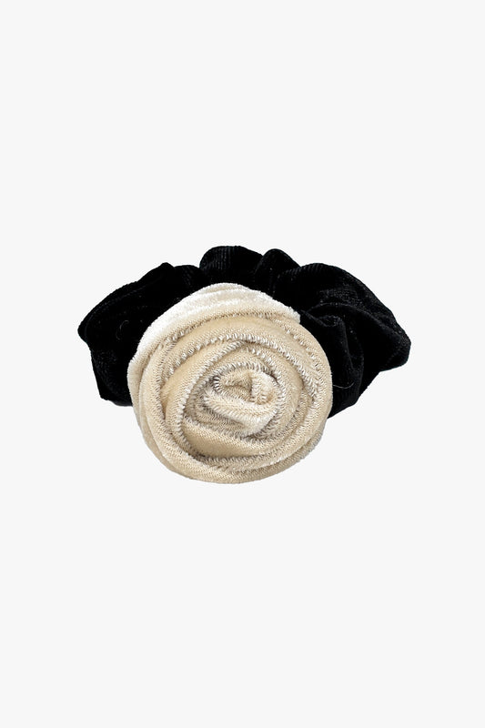 Anna Sui Velvet Rosette Scrunchie - Ivory