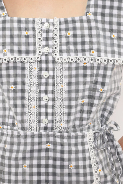 Anna Sui Daisy Embroidery on Gingham Tie Romper