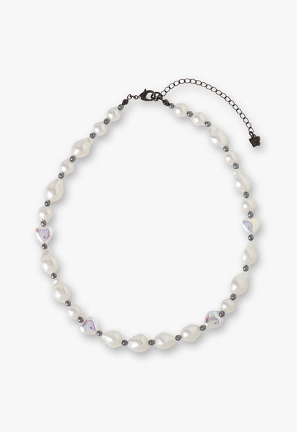 Anna Sui Butterfly Pearl Choker