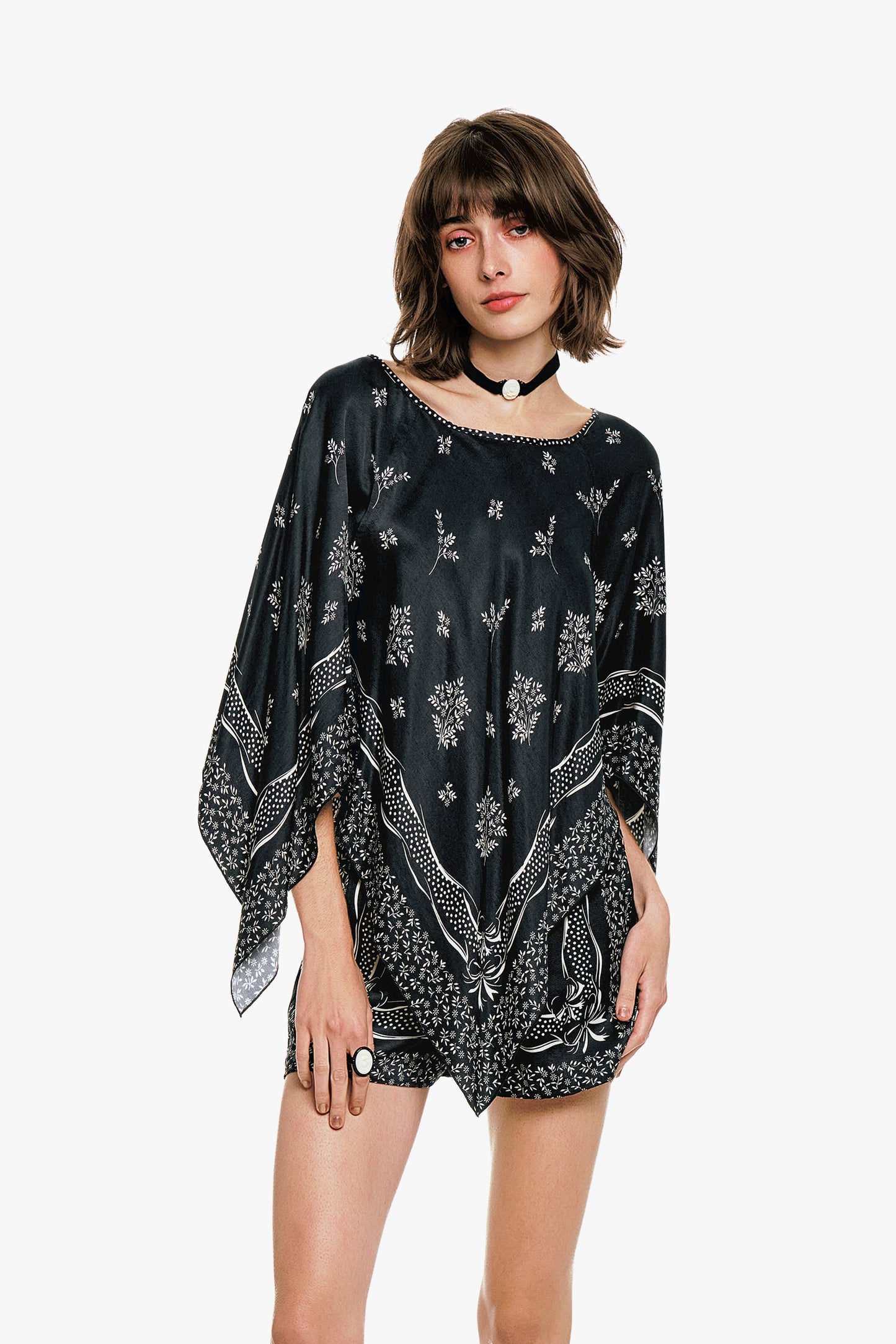 Anna Sui Ribbon Handkerchief Satin Print Poncho