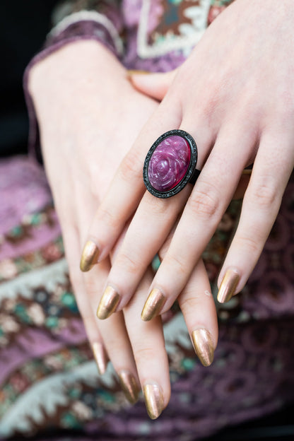 Anna Sui Carved Rose Ring - Dusty Rose