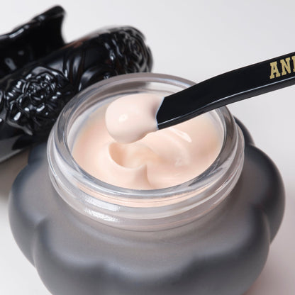 Anna Sui New: Gel Foundation Makeup Base