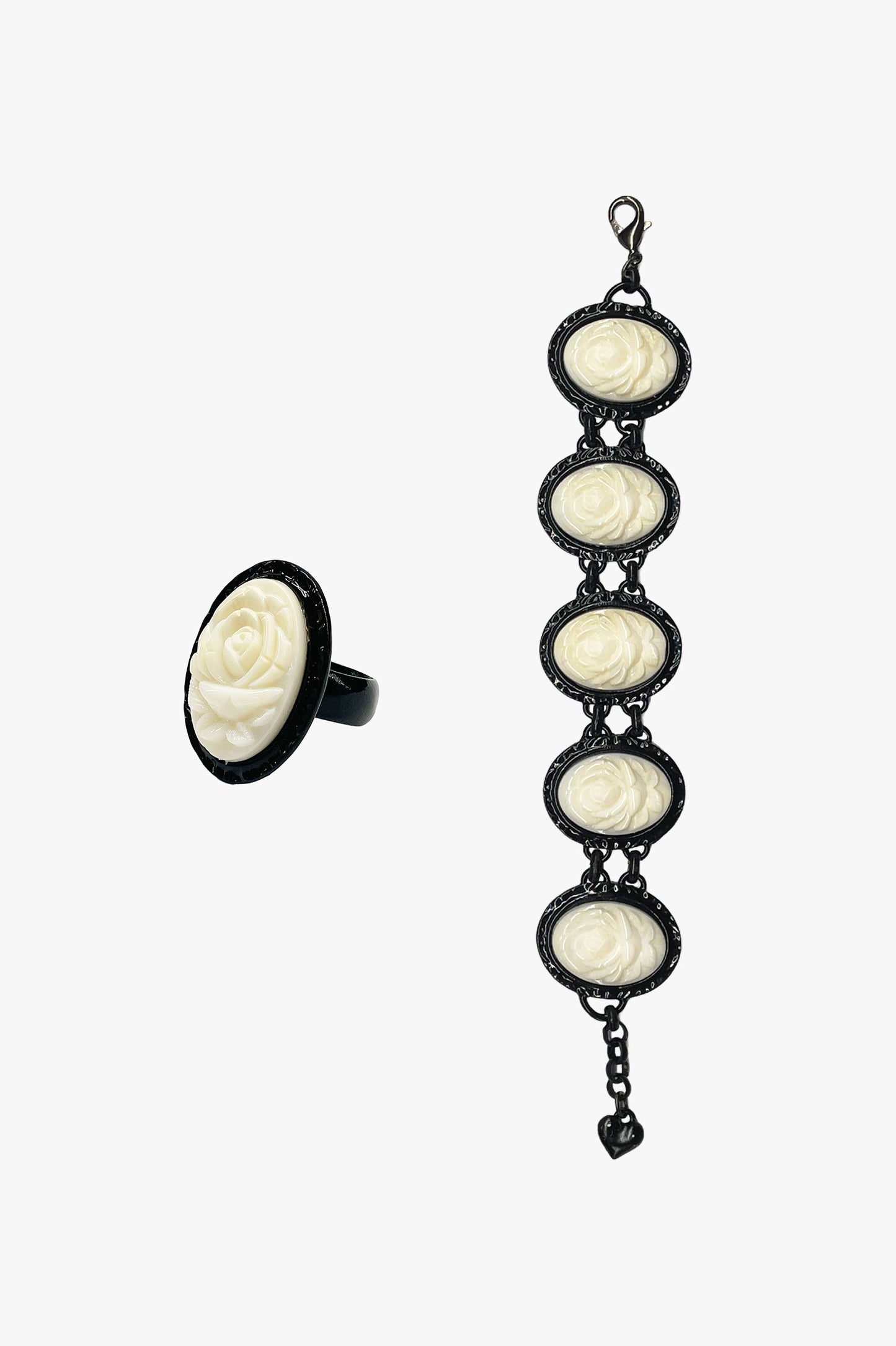 Anna Sui Carved Rose Bracelet & Ring Set – Ivory