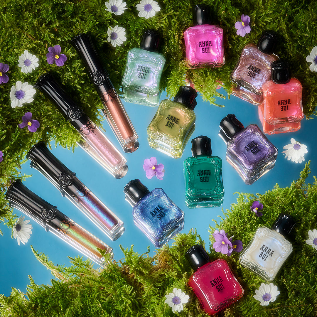 Anna Sui Limited Edition: Anna Sui Mysterious Night Nail Color Collection