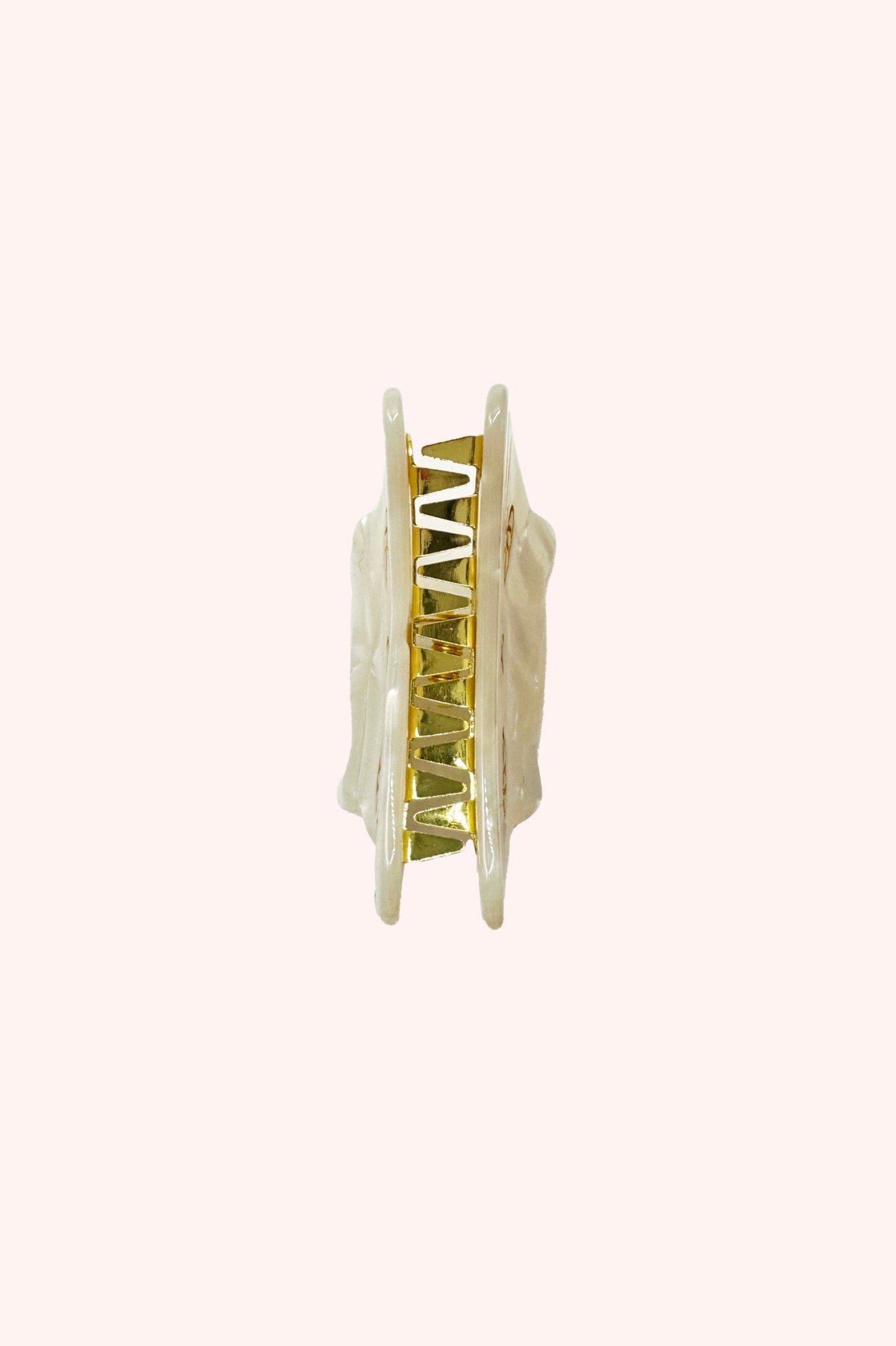 Anna Sui Etched Large Cat Jaw Clip Ivory