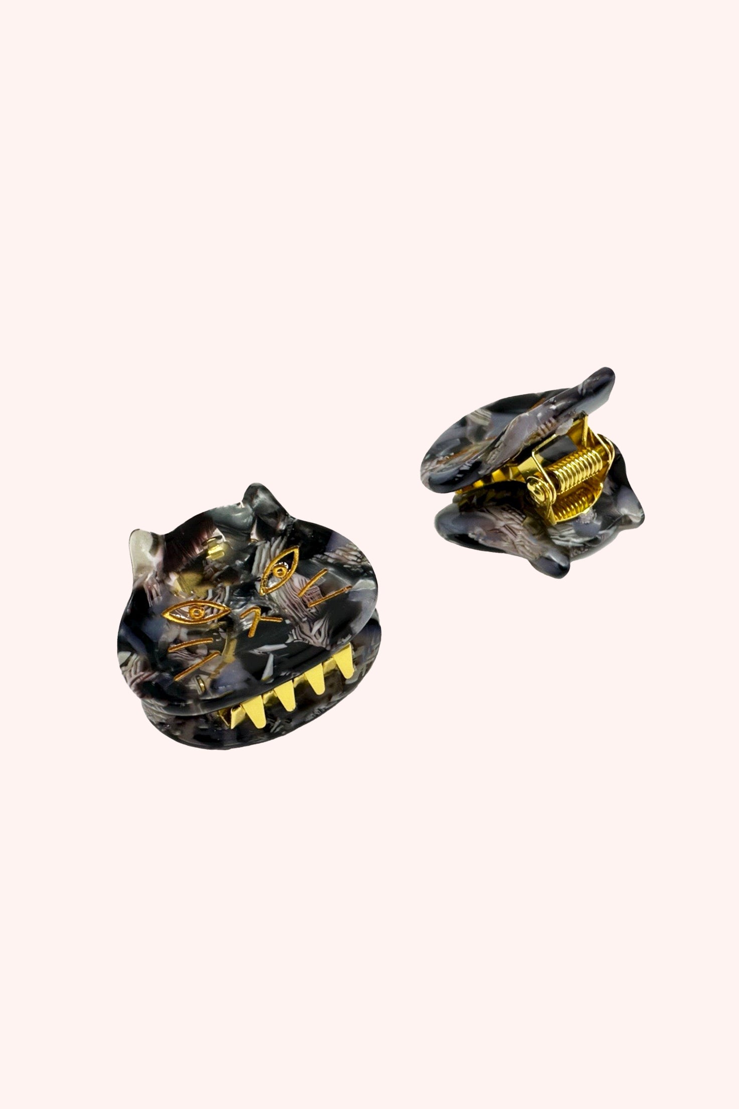 Anna Sui The Cat's Meow Cat Jaw Clip Pair Black Multi