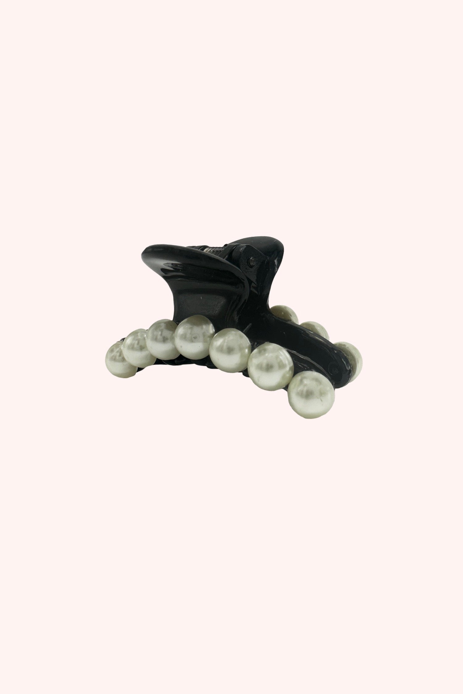 Anna Sui String of Baby Pearls Mini Jaw Clip