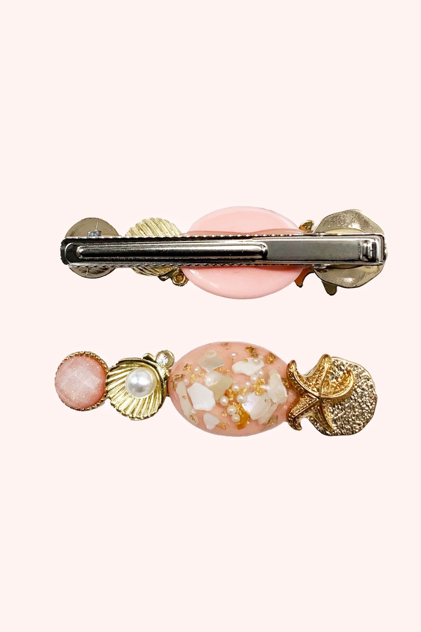 Anna Sui Mermaid Shell Clamp Clip - Pink