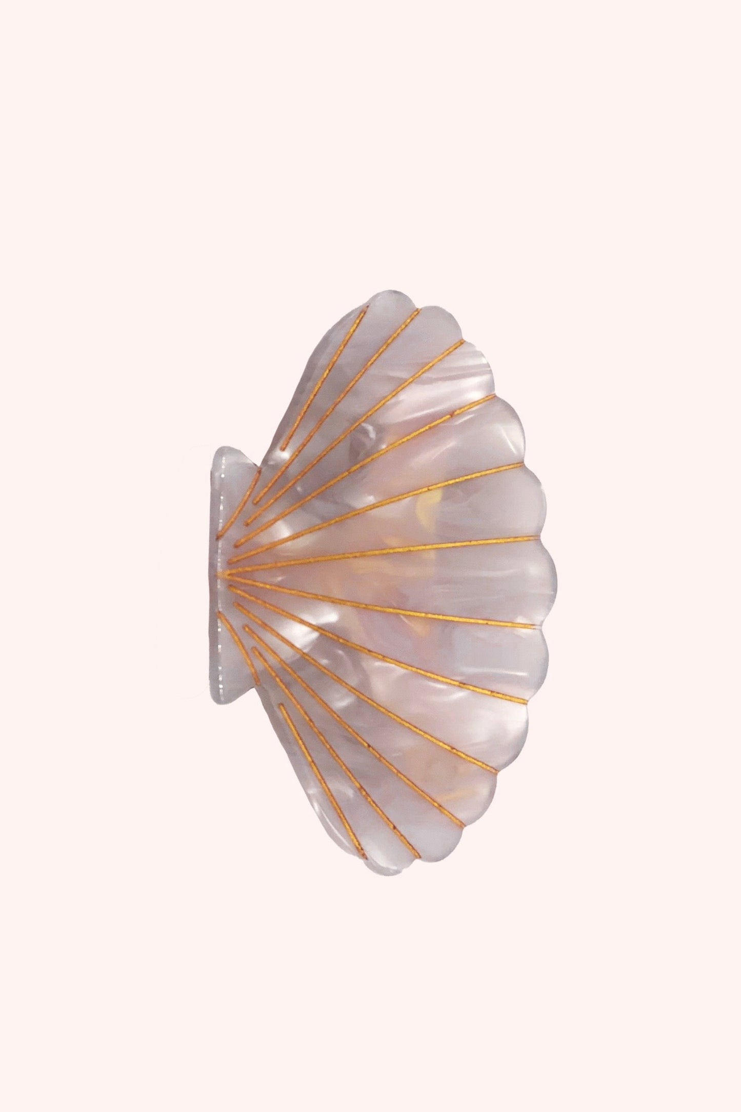 Anna Sui Large Rosie Pink Pastel Sea Shell Jaw Clip